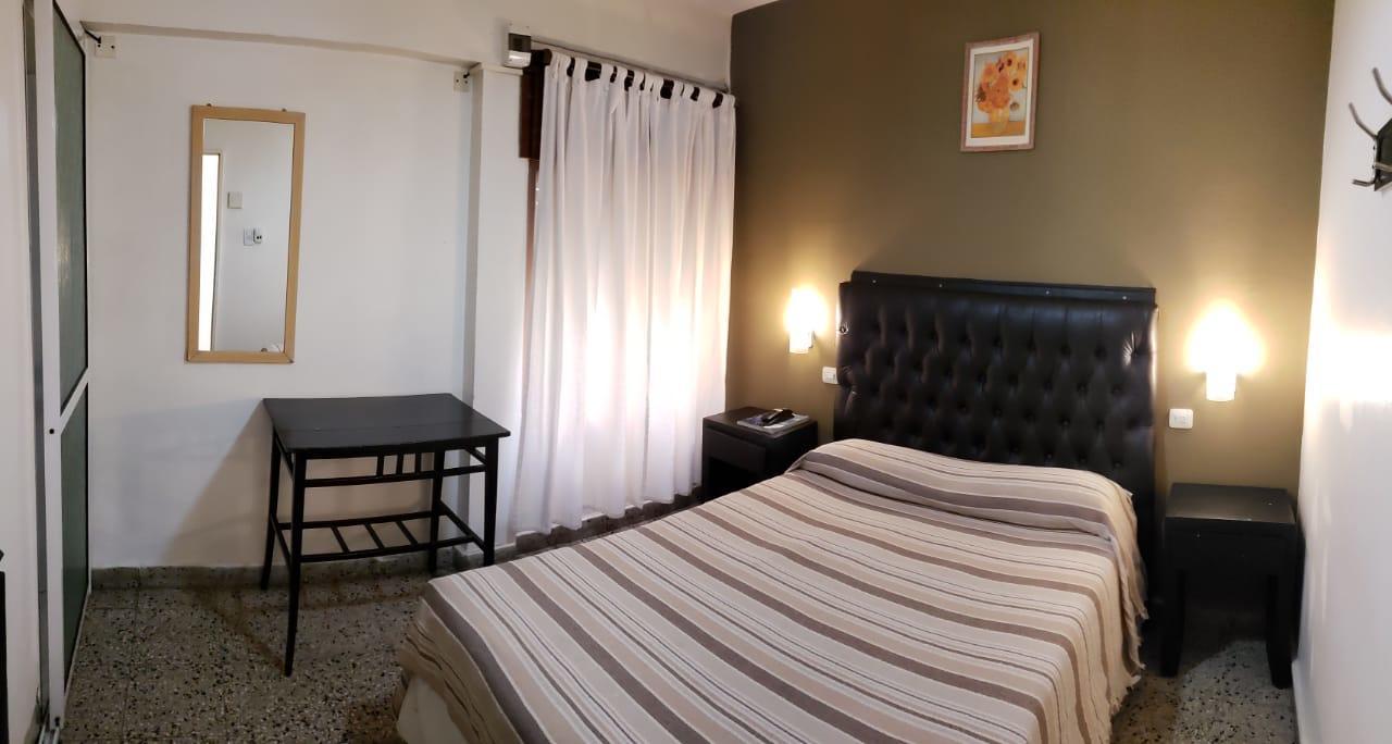 Hotel Bristol Парана Екстер'єр фото